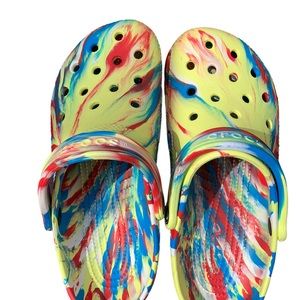 Classic Pattern Crocs with Pain Splash